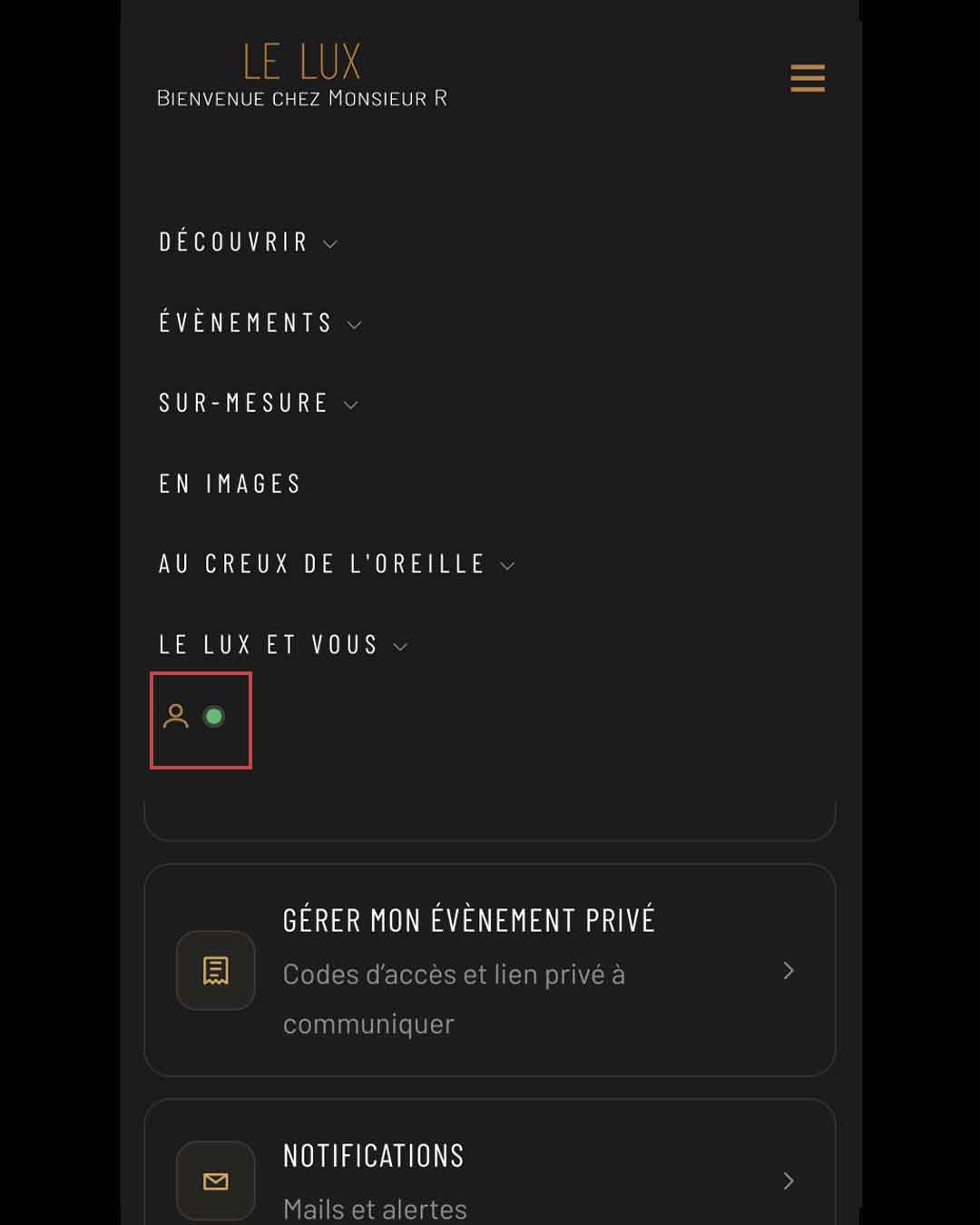 Le menu du site, une pastille verte à côté de la silhouette
